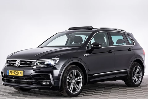 Volkswagen Tiguan 1.5 TSI ACT Highline R-Line | PANORAMADAK | Full LED ✅ 1e Eigenaar -HEMELVAART OPEN!-