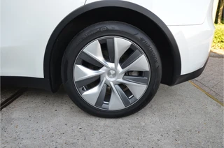 Tesla Model Y – thumbnail 33