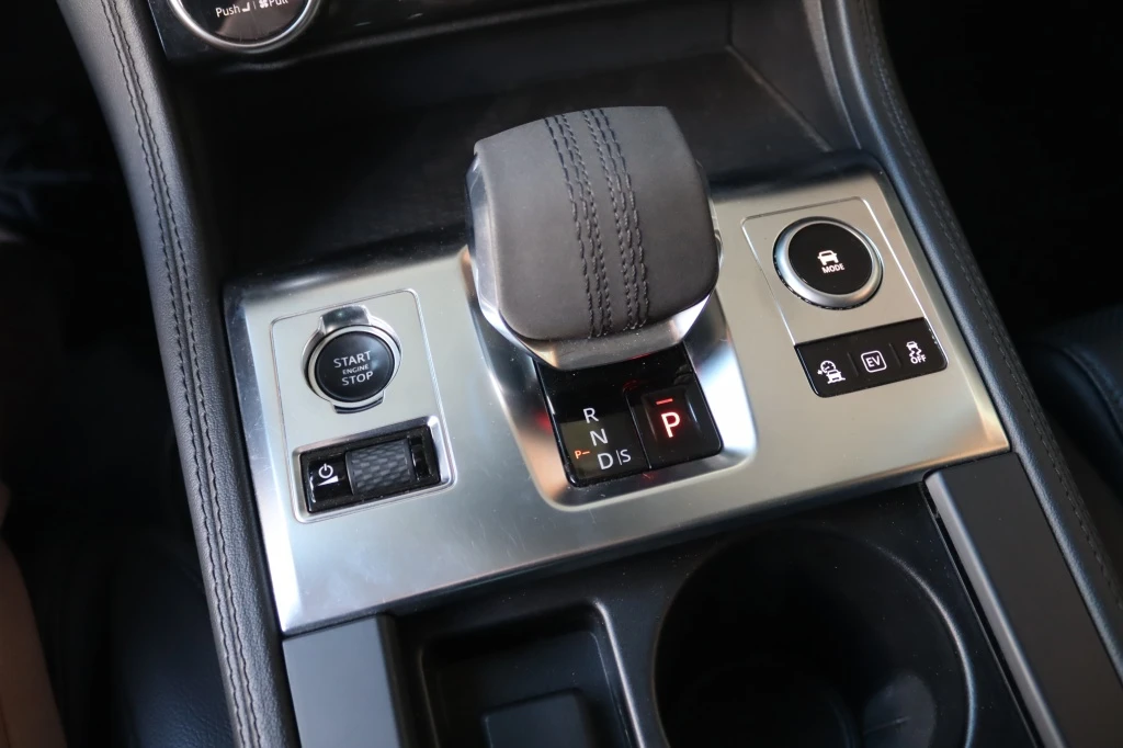 Jaguar F-PACE – foto 32