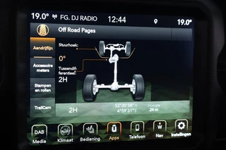 Jeep Wrangler – thumbnail 41