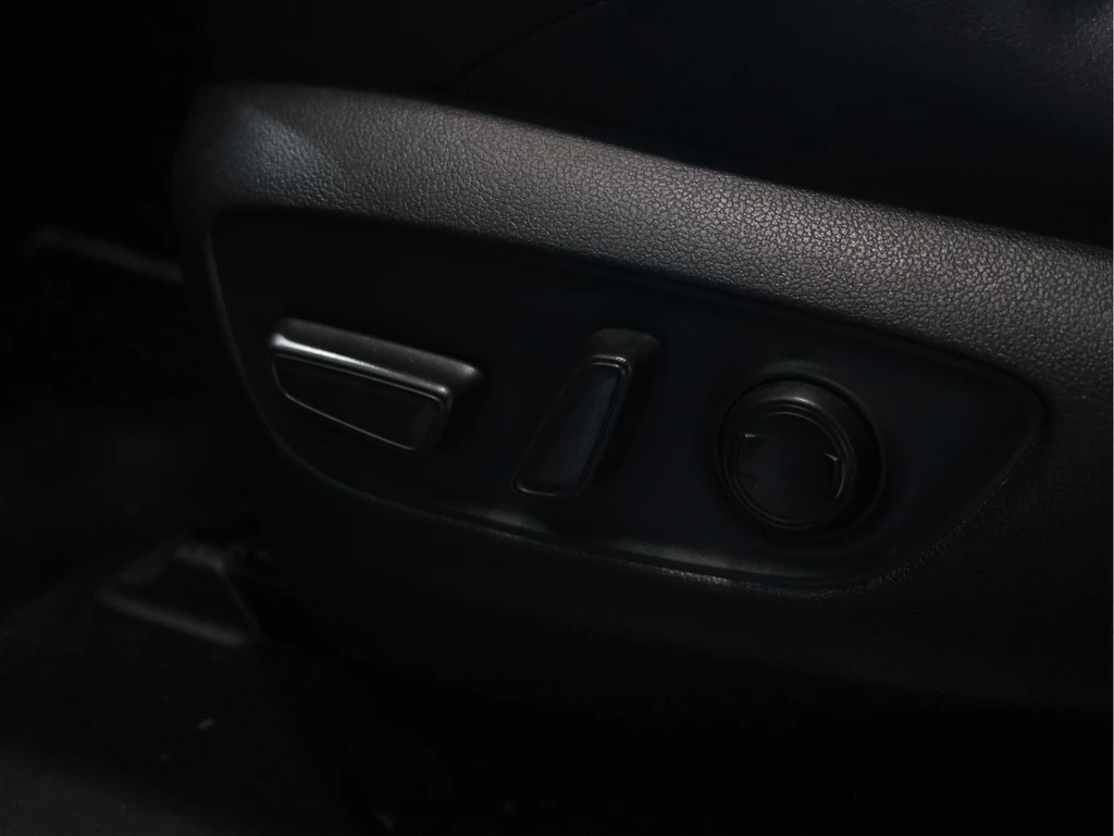 Toyota RAV4 – foto 11