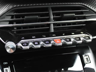 Peugeot 208 – thumbnail 23