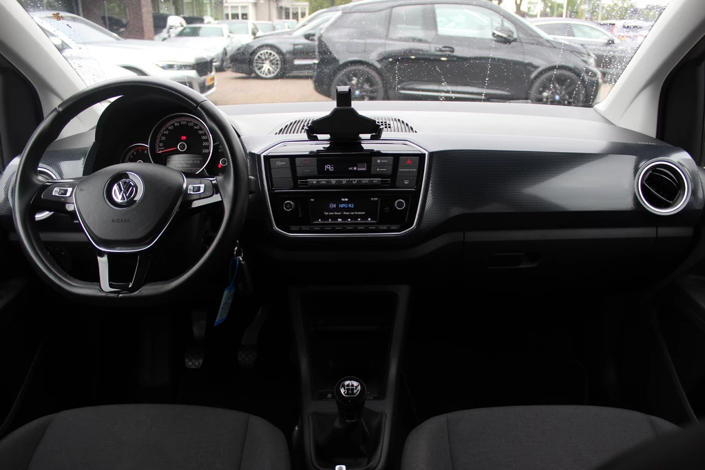Volkswagen up! – foto 9