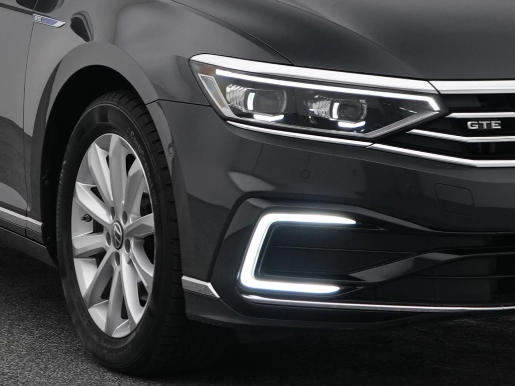 Volkswagen Passat – foto 28