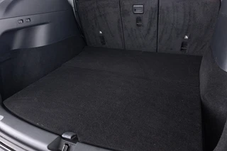 Tesla Model Y – thumbnail 24