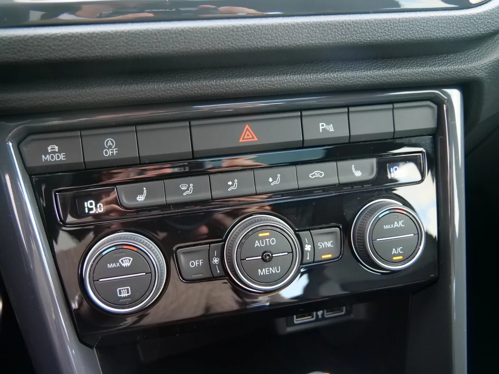 Volkswagen T-Roc – foto 18