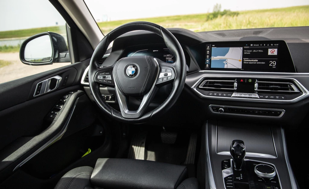 BMW X5 – foto 23