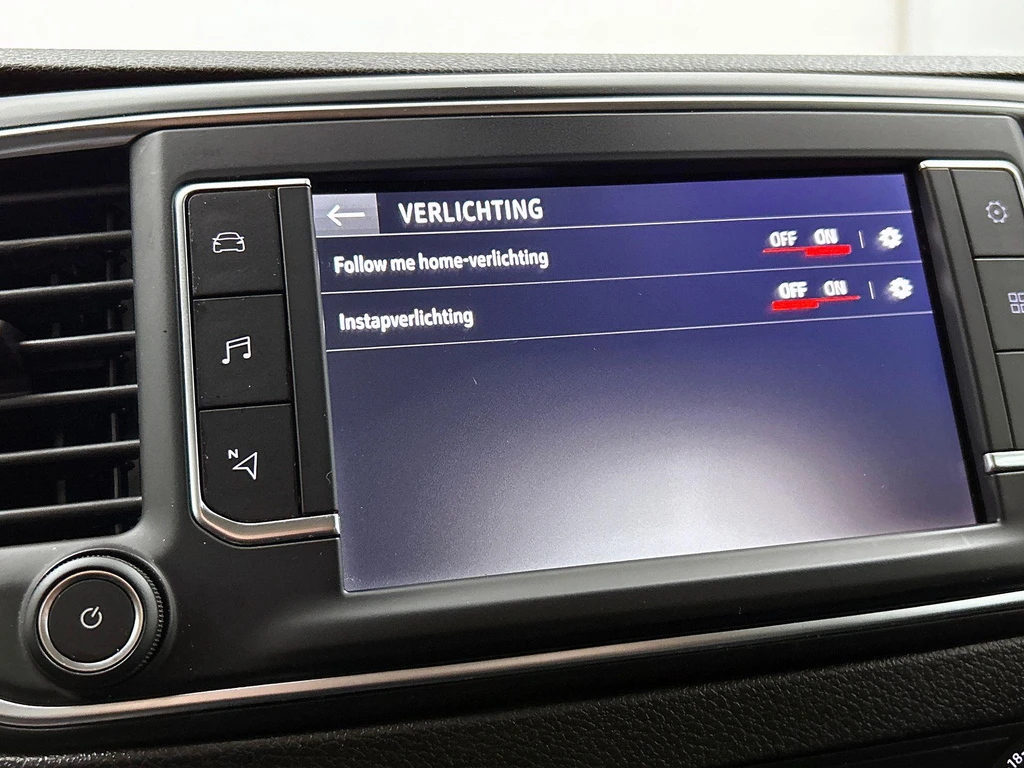 Opel Vivaro – foto 12