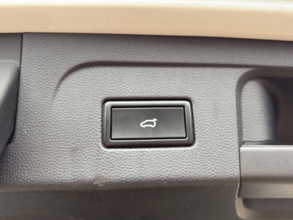 Volkswagen Touran – foto 11