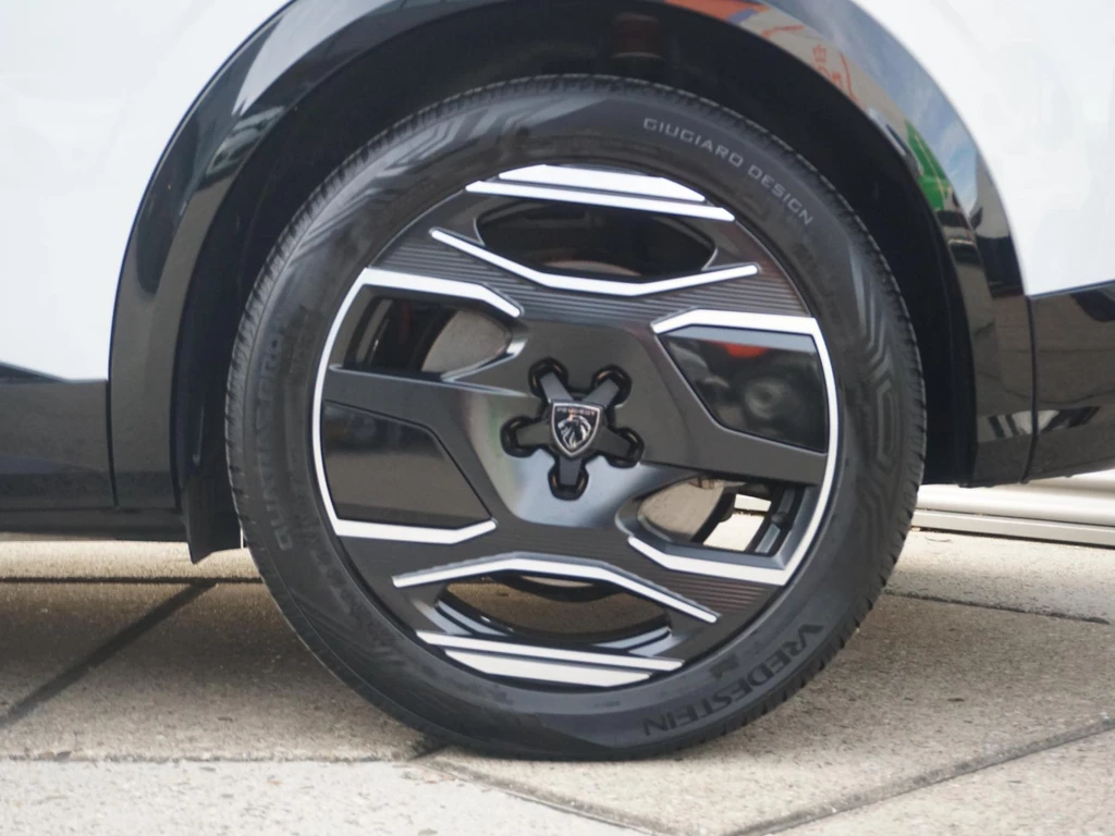 Peugeot e-3008 – foto 8