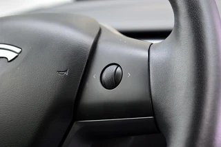 Tesla Model 3 – thumbnail 34