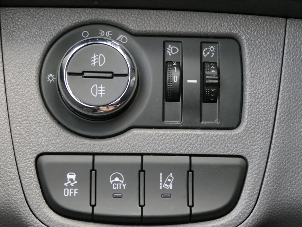 Opel KARL – foto 31