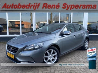 Volvo V40 – thumbnail 1