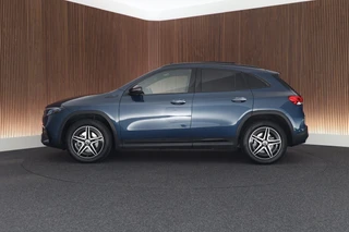 Mercedes-Benz EQA – thumbnail 2