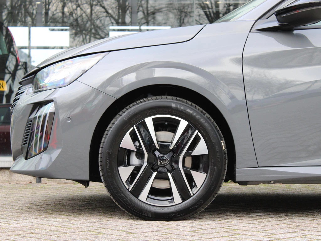 Peugeot 208 – foto 11