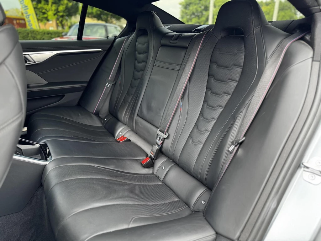 BMW 8 Serie – foto 23