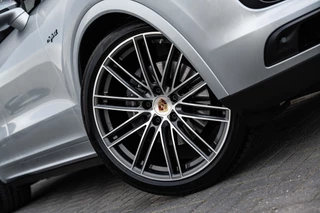 Porsche Cayenne – thumbnail 44