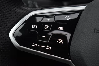 Volkswagen Golf – thumbnail 40